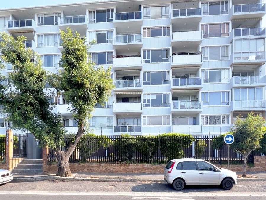 To Let 2 Bedroom Property for Rent in Tamboerskloof Western Cape